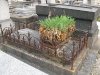 jardinière tombe ancienne