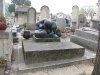 sculpture tombe