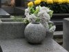 vase-pierre-tombale