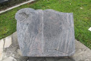 Modèles de monuments cinéraires